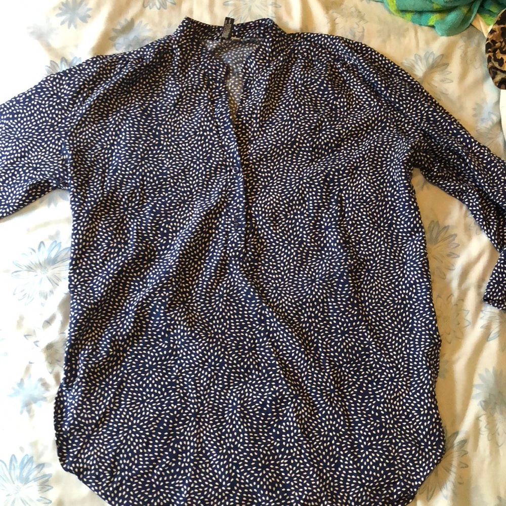 Cute pattern blouse